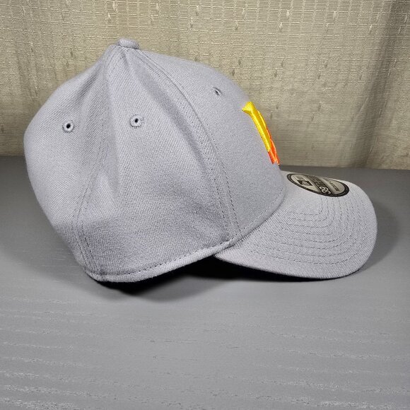 Las Vegas Aviators New Era 39THIRTY MiLB Stretch Fit Hat Adult Size Medium Large - Picture 2 of 6